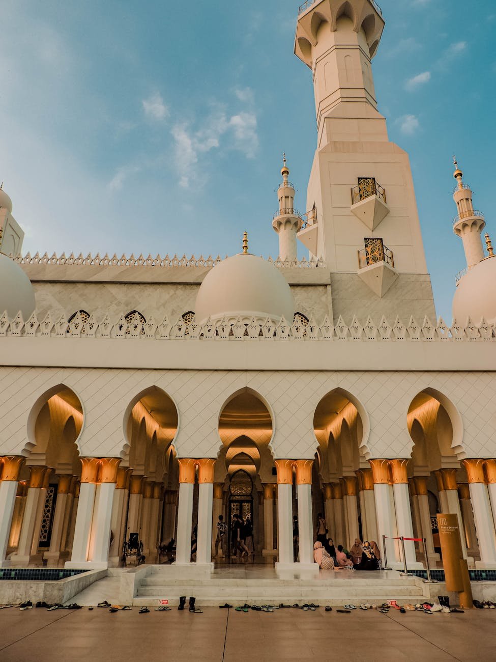 mosque architecture sighting