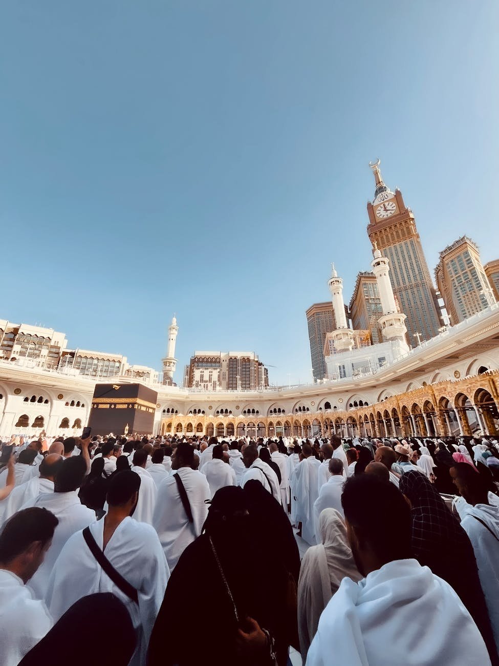 pilgrims gather at masjid al haram in makkah