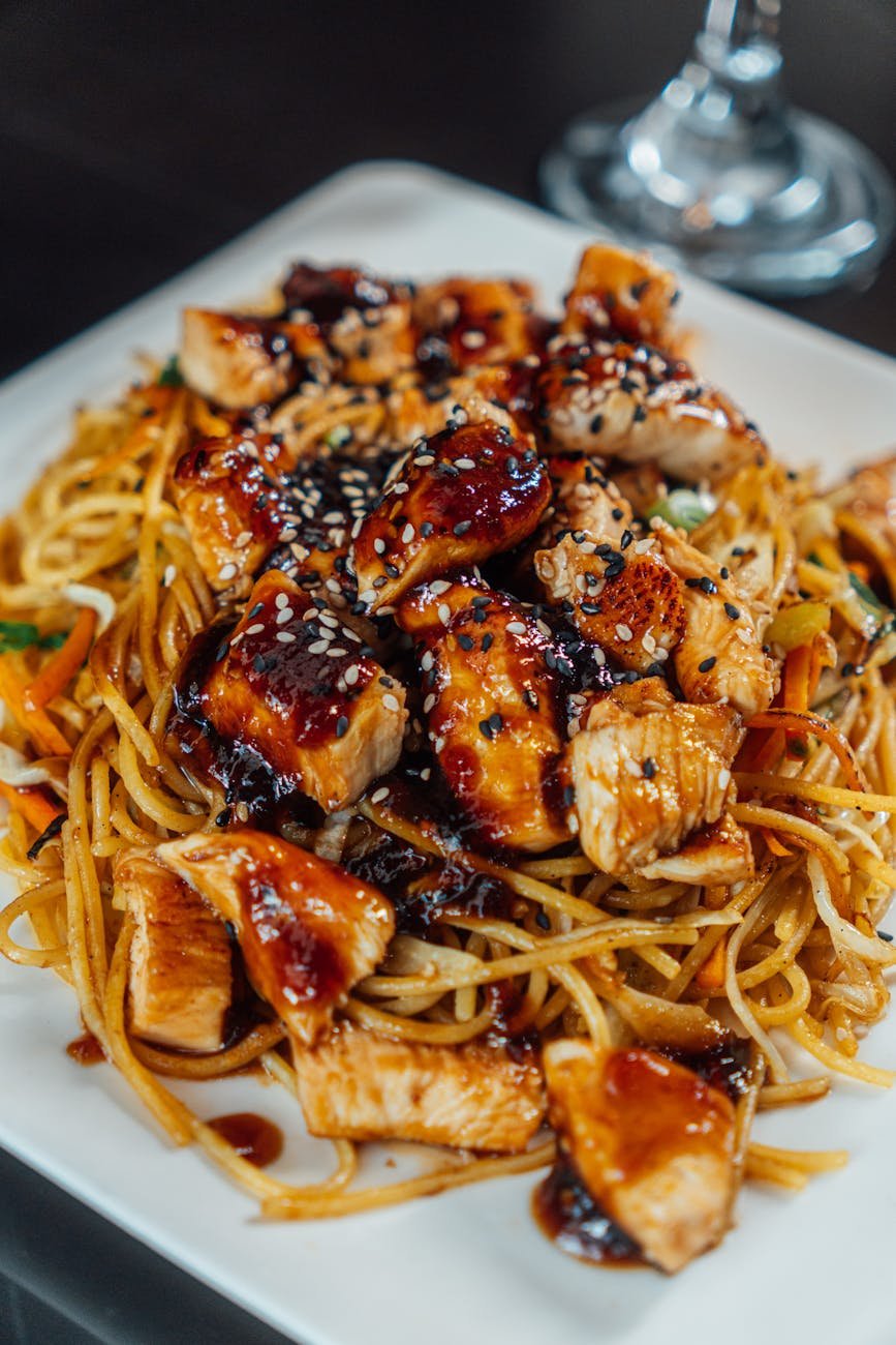 delicious asian stir fried noodles with chicken