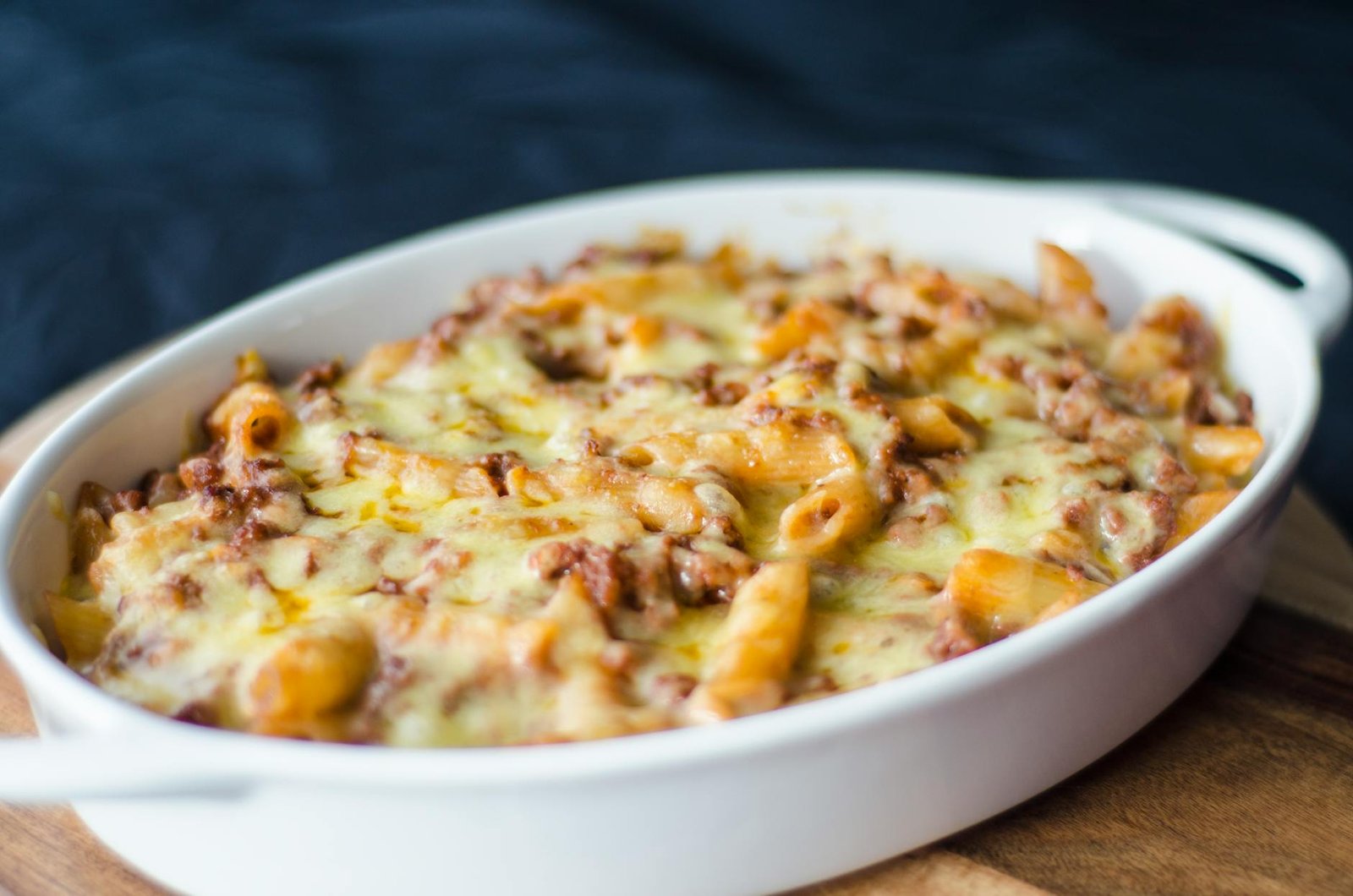 close up photography of baked mac